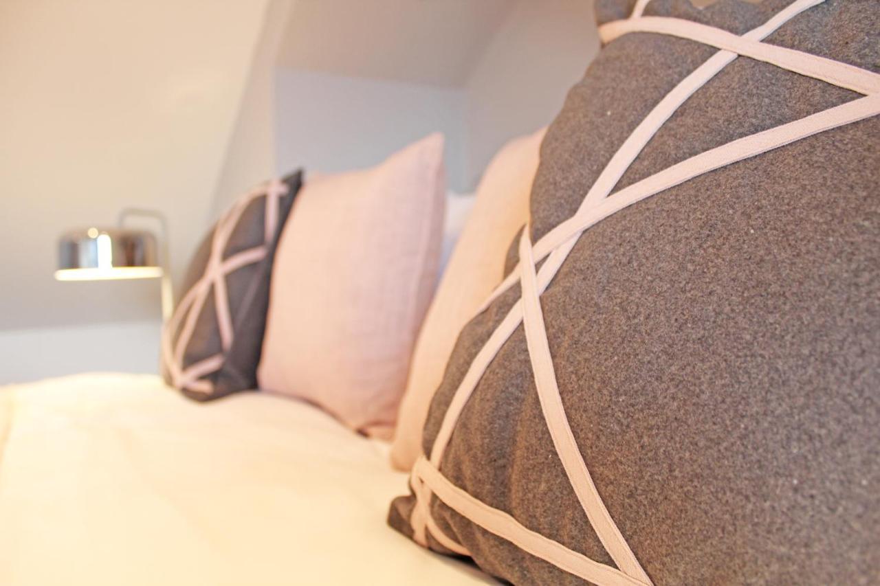 Queens Road - Luxury Spacious Home In Chester Christleton Eksteriør billede